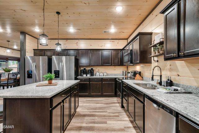 204 Lily Jo Way, Sevierville, TN 37876