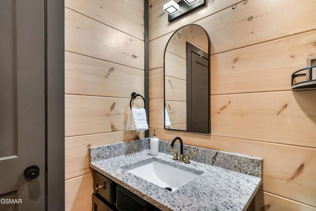 204 Lily Jo Way, Sevierville, TN 37876