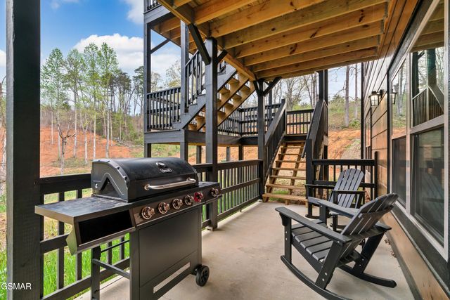 204 Lily Jo Way, Sevierville, TN 37876