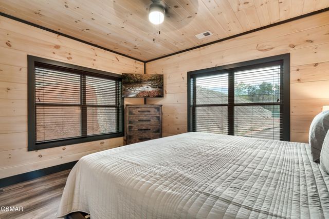 204 Lily Jo Way, Sevierville, TN 37876