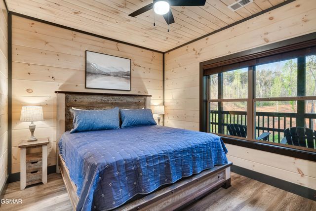 204 Lily Jo Way, Sevierville, TN 37876