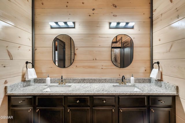 204 Lily Jo Way, Sevierville, TN 37876