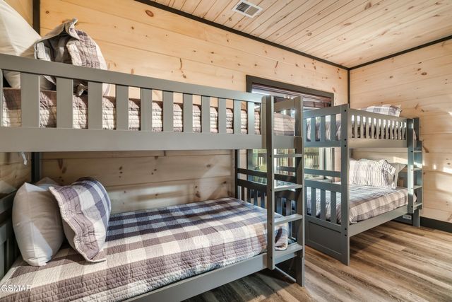 204 Lily Jo Way, Sevierville, TN 37876