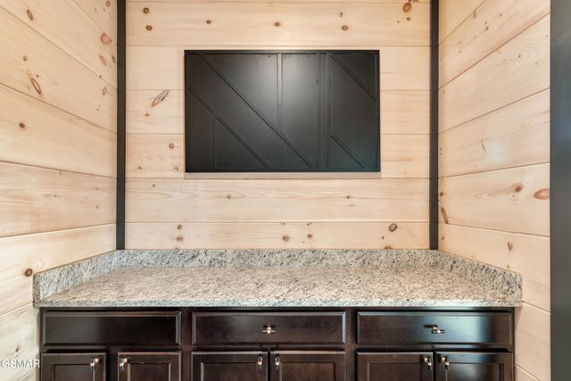 204 Lily Jo Way, Sevierville, TN 37876