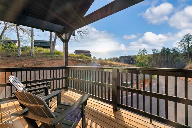 204 Lily Jo Way, Sevierville, TN 37876
