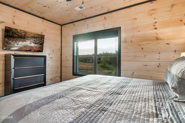 204 Lily Jo Way, Sevierville, TN 37876