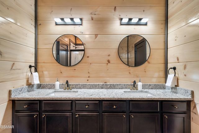 204 Lily Jo Way, Sevierville, TN 37876