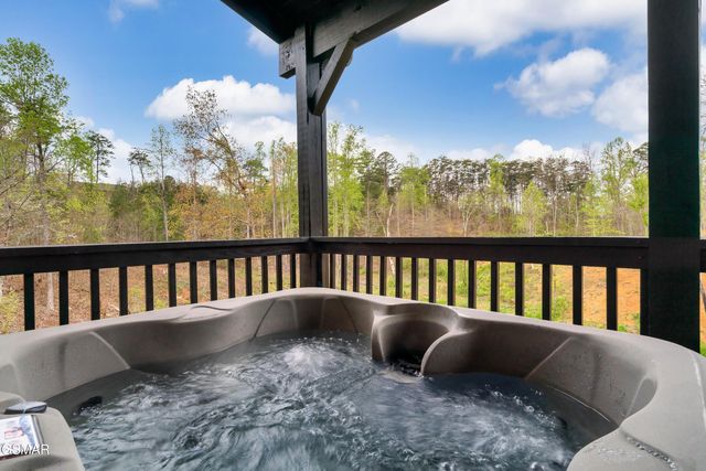 204 Lily Jo Way, Sevierville, TN 37876