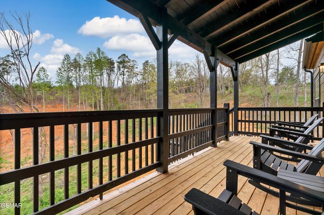 204 Lily Jo Way, Sevierville, TN 37876