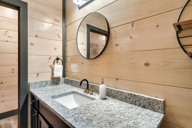 204 Lily Jo Way, Sevierville, TN 37876