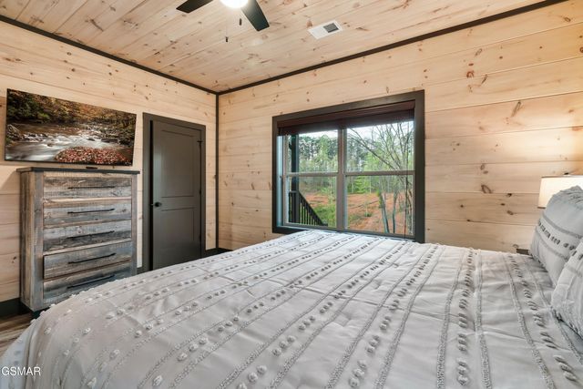 204 Lily Jo Way, Sevierville, TN 37876