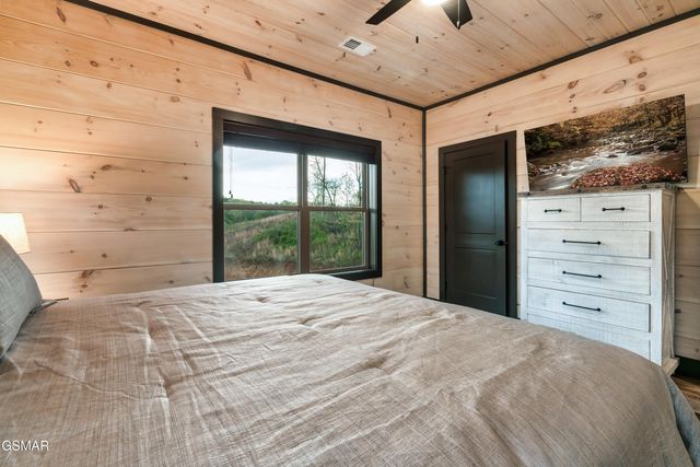 204 Lily Jo Way, Sevierville, TN 37876