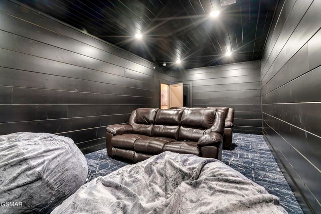 204 Lily Jo Way, Sevierville, TN 37876