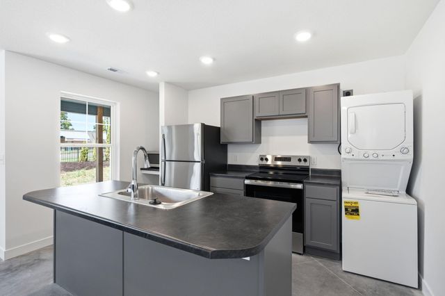602 N PROVIDENCE RD 102, Columbia, MO 65203