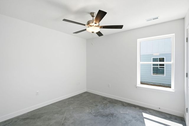 602 N PROVIDENCE RD 102, Columbia, MO 65203