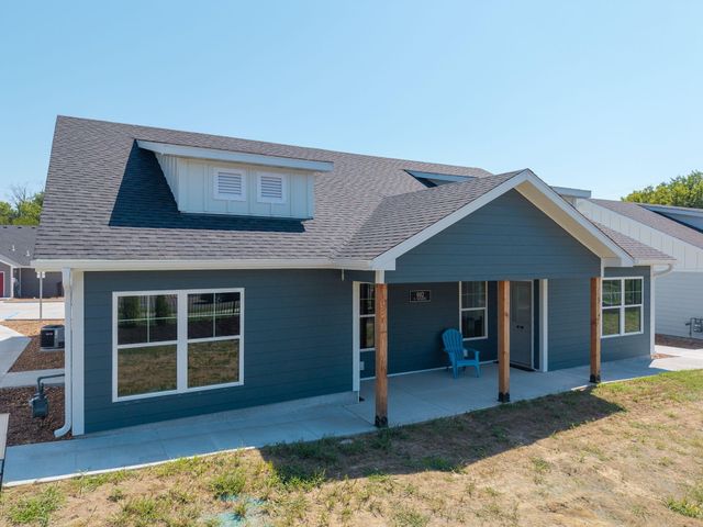 602 N PROVIDENCE RD 102, Columbia, MO 65203