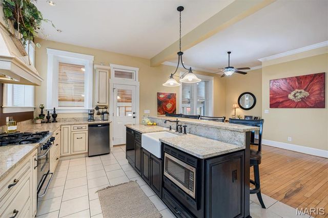 106 Harmon Drive, Lebanon, IL 62254