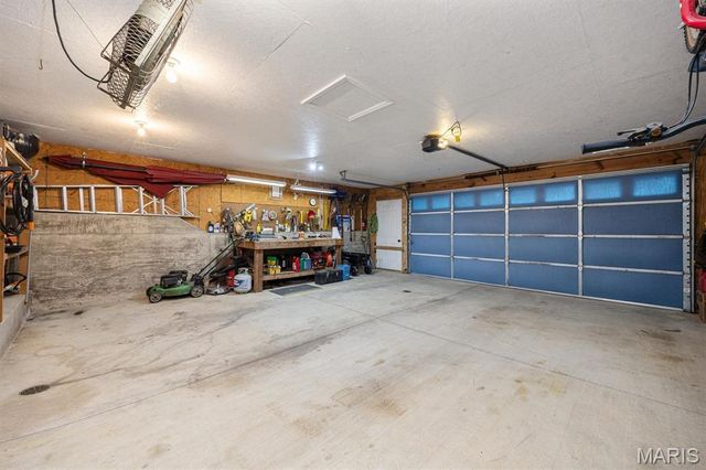 106 Harmon Drive, Lebanon, IL 62254