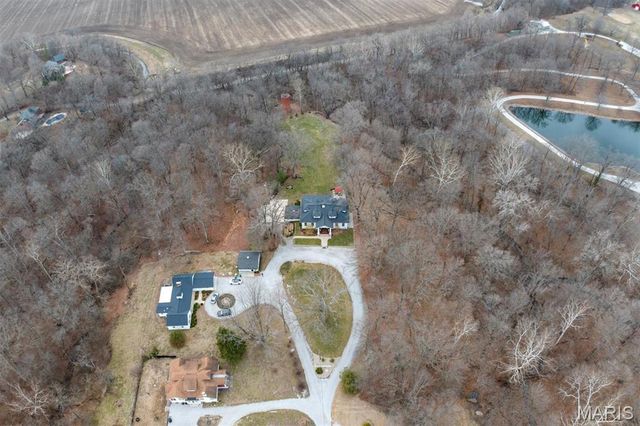 106 Harmon Drive, Lebanon, IL 62254