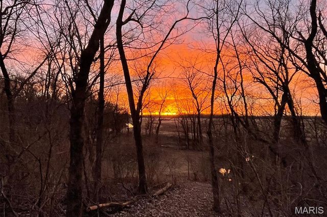 106 Harmon Drive, Lebanon, IL 62254