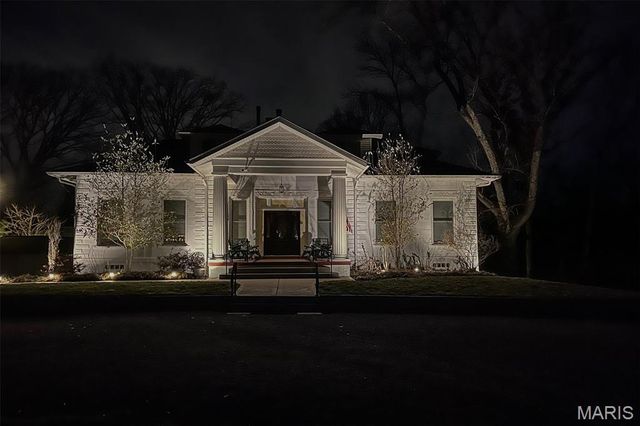 106 Harmon Drive, Lebanon, IL 62254