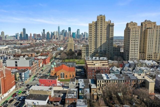 245 Summit Ave, Jersey City, NJ 07304