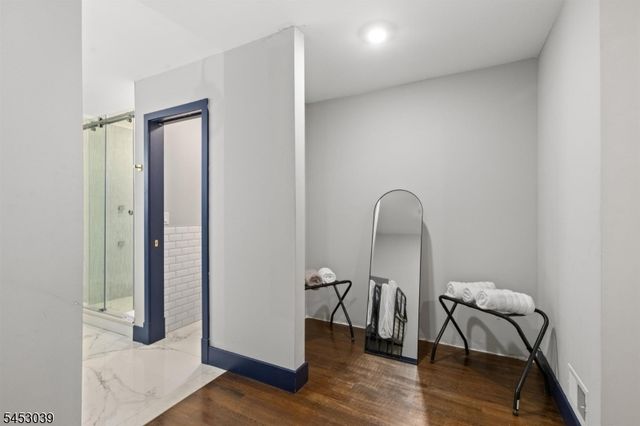245 Summit Ave, Jersey City, NJ 07304