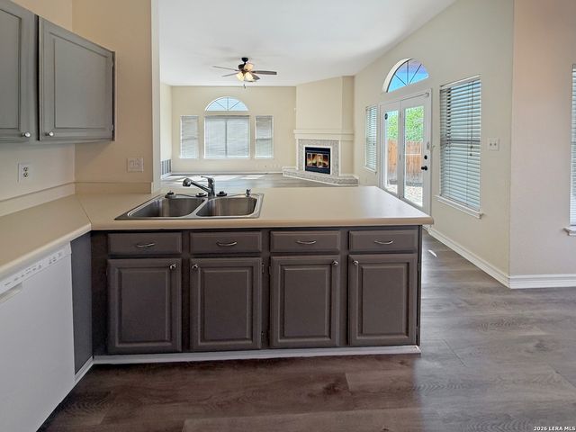 9808 DELTA RIDGE DR, Converse, TX 78109