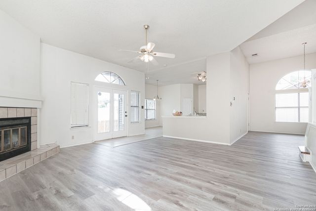 9808 DELTA RIDGE DR, Converse, TX 78109