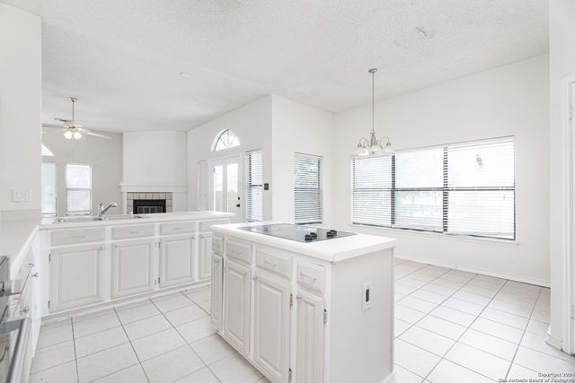 9808 DELTA RIDGE DR, Converse, TX 78109