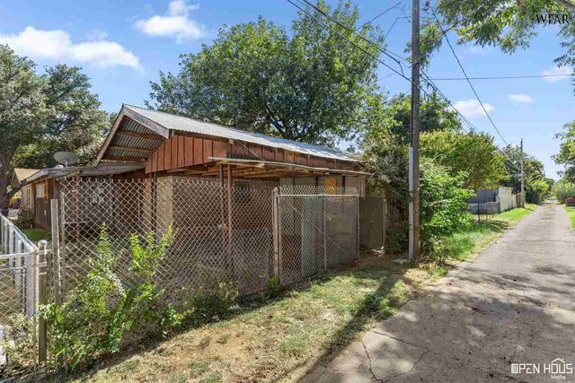 2920 CUNNINGHAM DRIVE, Wichita Falls, TX 76308