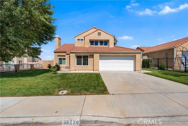 38224 San Mateo Avenue, Palmdale, CA 93551