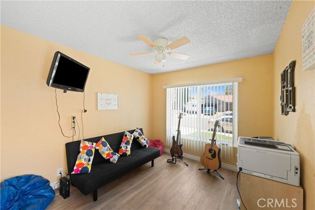 38224 San Mateo Avenue, Palmdale, CA 93551