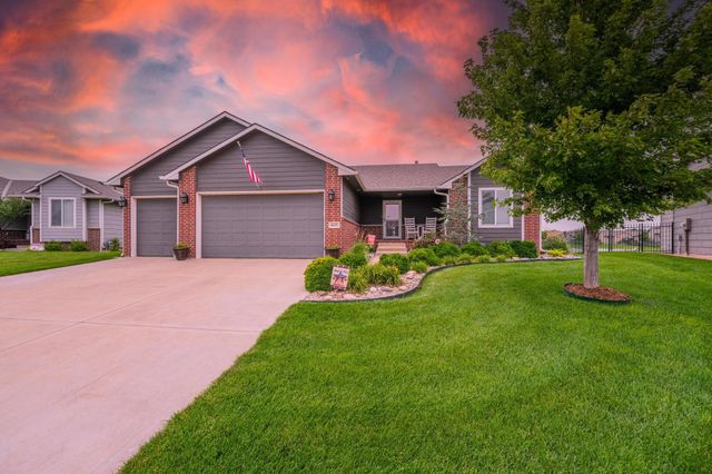 4415 N Cassie, Maize, KS 67101