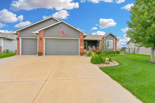 4415 N Cassie, Maize, KS 67101