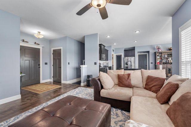 4415 N Cassie, Maize, KS 67101