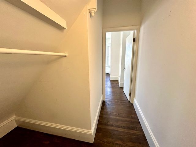 70 Gardner St 1, Waltham, MA 02453