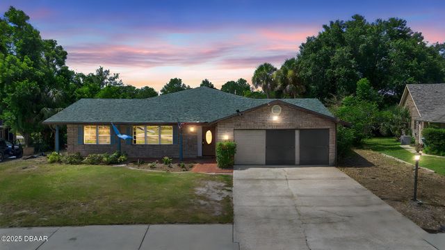 1115 N Old Mill Drive, Deltona, FL 32725