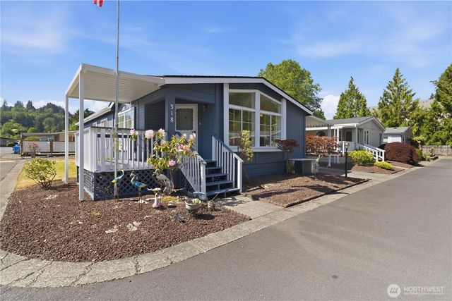 318 Peacock Lane, Kelso, WA 98626