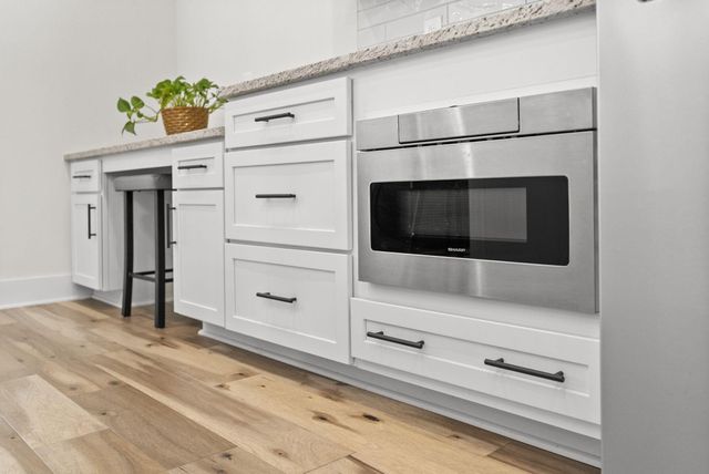 3976 Berberis Lane, Ravenel, SC 29470