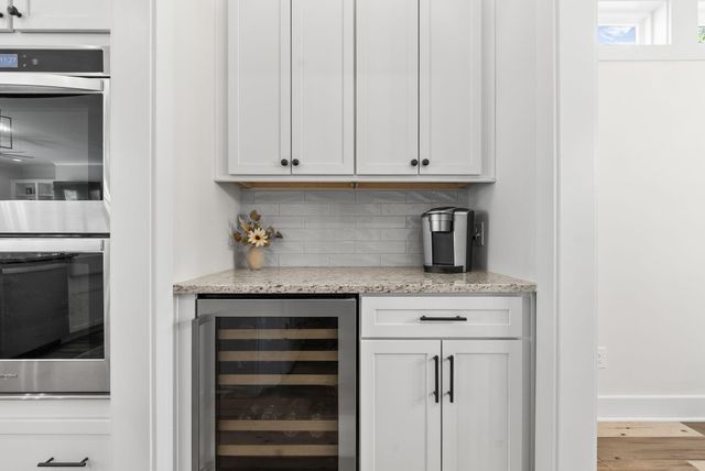 3976 Berberis Lane, Ravenel, SC 29470