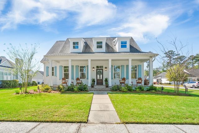 3976 Berberis Lane, Ravenel, SC 29470