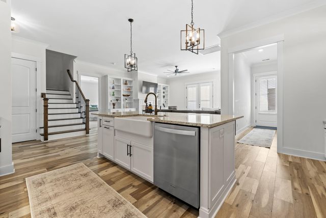 3976 Berberis Lane, Ravenel, SC 29470