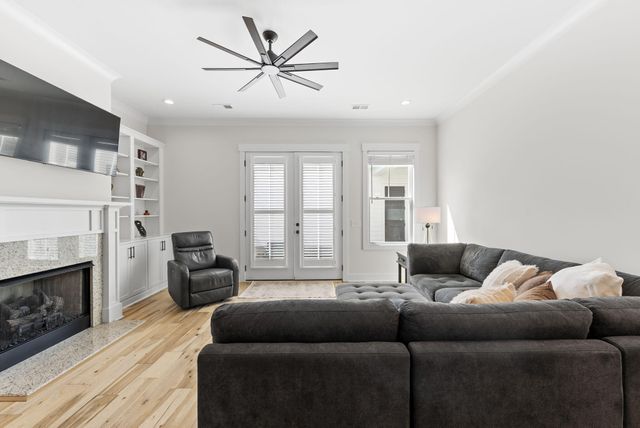 3976 Berberis Lane, Ravenel, SC 29470