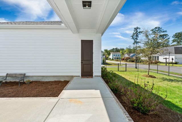 3976 Berberis Lane, Ravenel, SC 29470