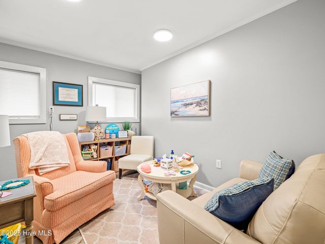 10 Dewitt Street, Jacksonville, NC 28540
