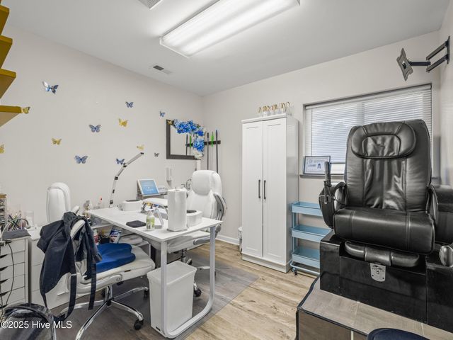 10 Dewitt Street, Jacksonville, NC 28540