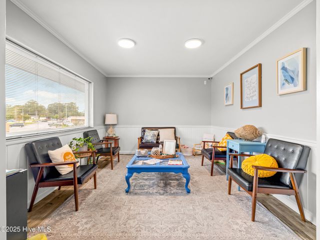 10 Dewitt Street, Jacksonville, NC 28540