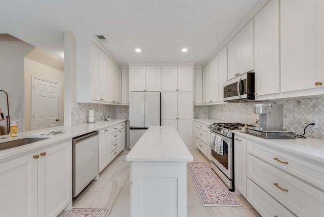 7852 Rushmore Court, Fort Worth, TX 76137