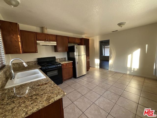 243 S Sutter Street, San Bernardino, CA 92410